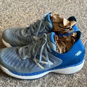 New Balance fresh foam blue running shoes in 10 women
